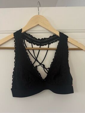 PINK Victoria Secret Lace Strappy Bralette - Black
